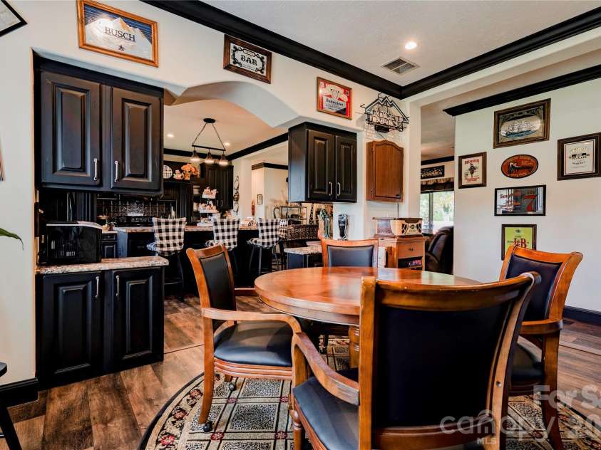503-1 Stagecoach Trail, Cherryville, NC 28021.  MLS# CAR4427366, YatesRealty ID 52560. Breakfast Room
