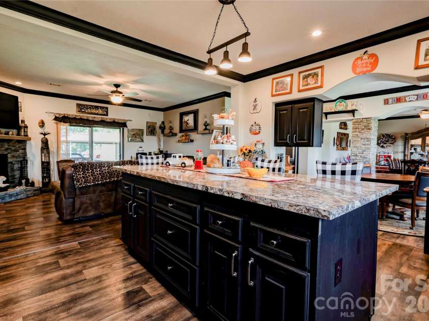 503-1 Stagecoach Trail, Cherryville, NC 28021.  MLS# CAR4427366, YatesRealty ID 52560. Kitchen