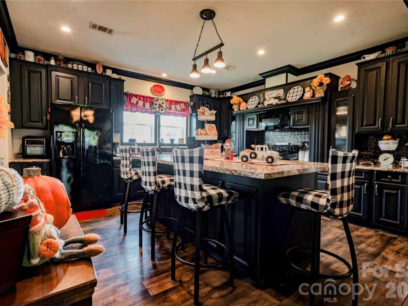 503-1 Stagecoach Trail, Cherryville, NC 28021.  MLS# CAR4427366, YatesRealty ID 52560. Kitchen