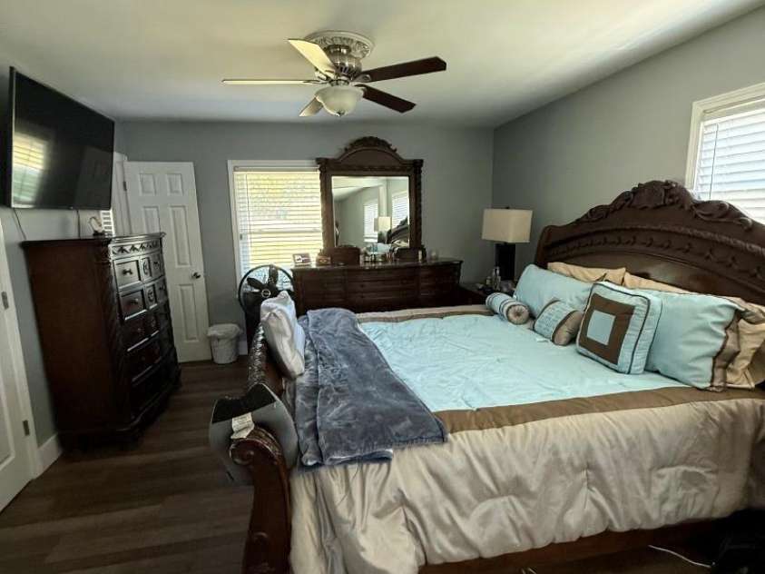 3432 Farrhill Road, Charlotte, NC 28214.  MLS# CAR4427547, YatesRealty ID 52563. 