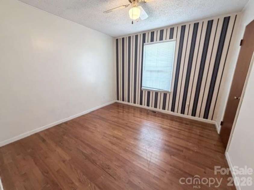 3307 Boat Club Road, Belmont, NC 28012.  MLS# CAR4427755, YatesRealty ID 52564. 