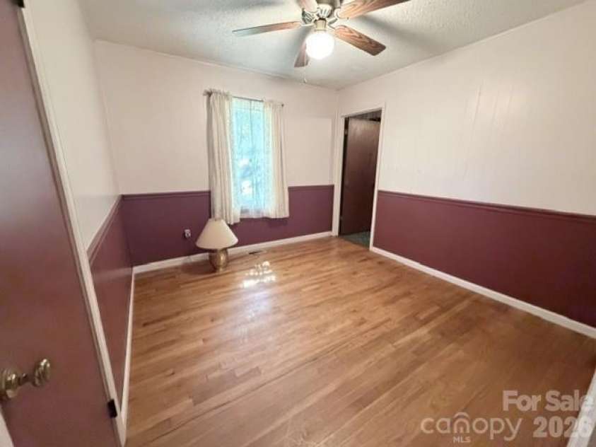 3307 Boat Club Road, Belmont, NC 28012.  MLS# CAR4427755, YatesRealty ID 52564. 