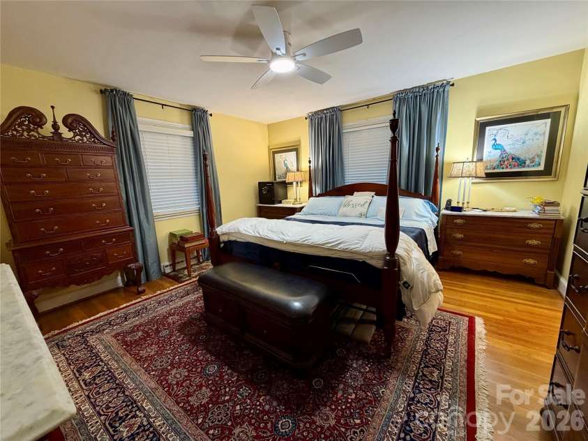920 Paramount Circle, Gastonia, NC 28052.  MLS# CAR4354209, YatesRealty ID 5257. Owner's bedroom. Pictured with a king sized bed and over-sized night stands. Huge room!