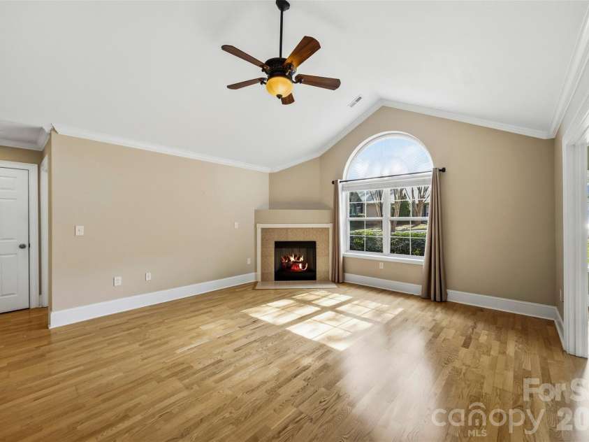 2808 Polo Club Boulevard, Matthews, NC 28105.  MLS# CAR4427740, YatesRealty ID 52571. 