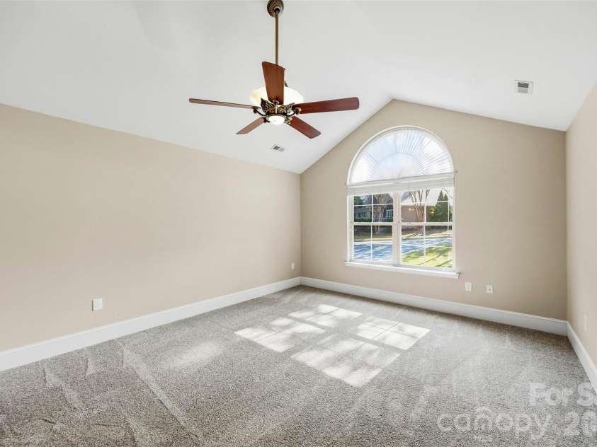2808 Polo Club Boulevard, Matthews, NC 28105.  MLS# CAR4427740, YatesRealty ID 52571. 