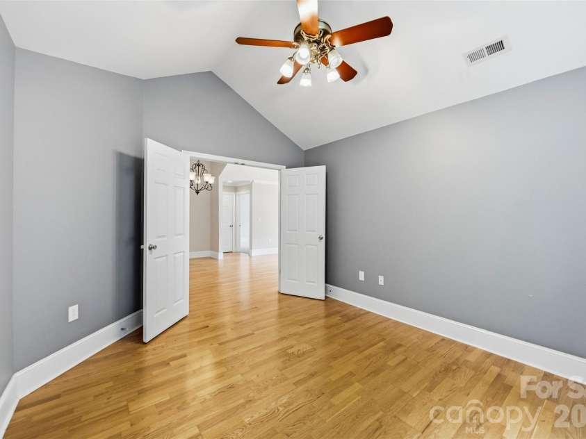 2808 Polo Club Boulevard, Matthews, NC 28105.  MLS# CAR4427740, YatesRealty ID 52571. 