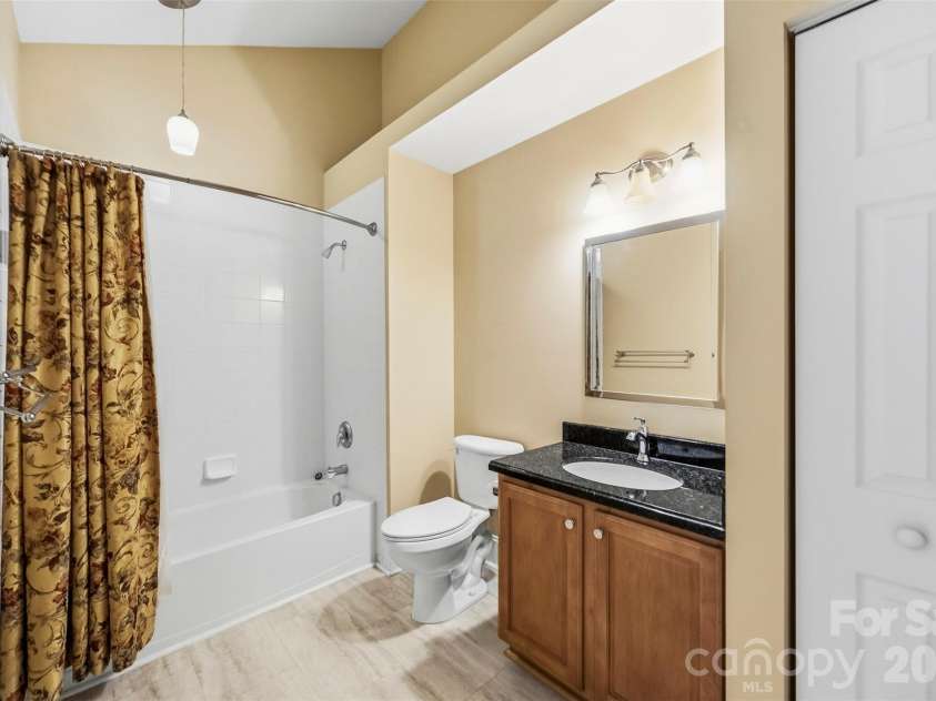 2808 Polo Club Boulevard, Matthews, NC 28105.  MLS# CAR4427740, YatesRealty ID 52571. 