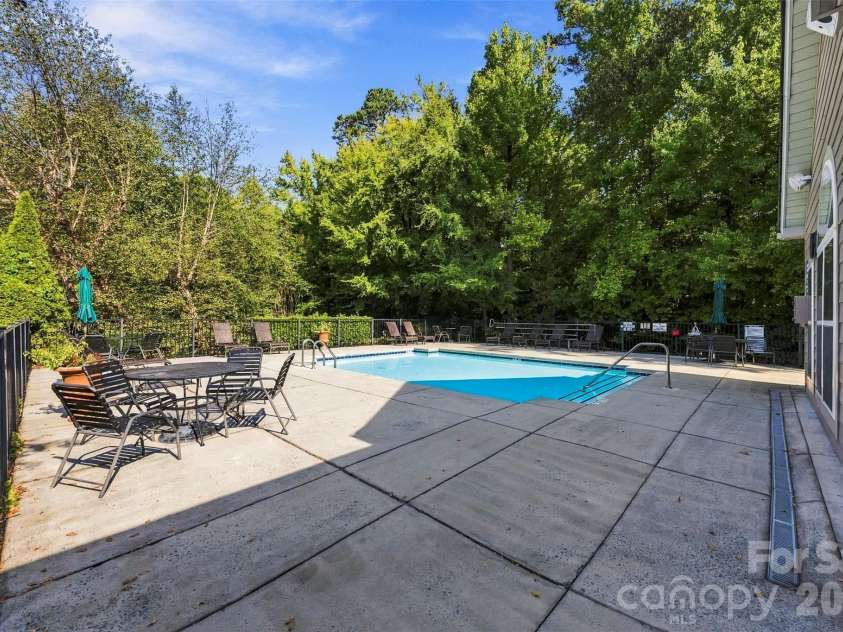 2808 Polo Club Boulevard, Matthews, NC 28105.  MLS# CAR4427740, YatesRealty ID 52571. 