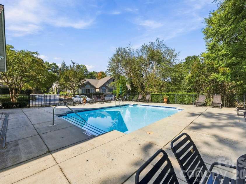 2808 Polo Club Boulevard, Matthews, NC 28105.  MLS# CAR4427740, YatesRealty ID 52571. 