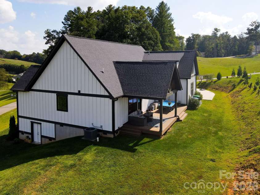 153 Israel Road, Leicester, NC 28748.  MLS# CAR4427403, YatesRealty ID 52573. 