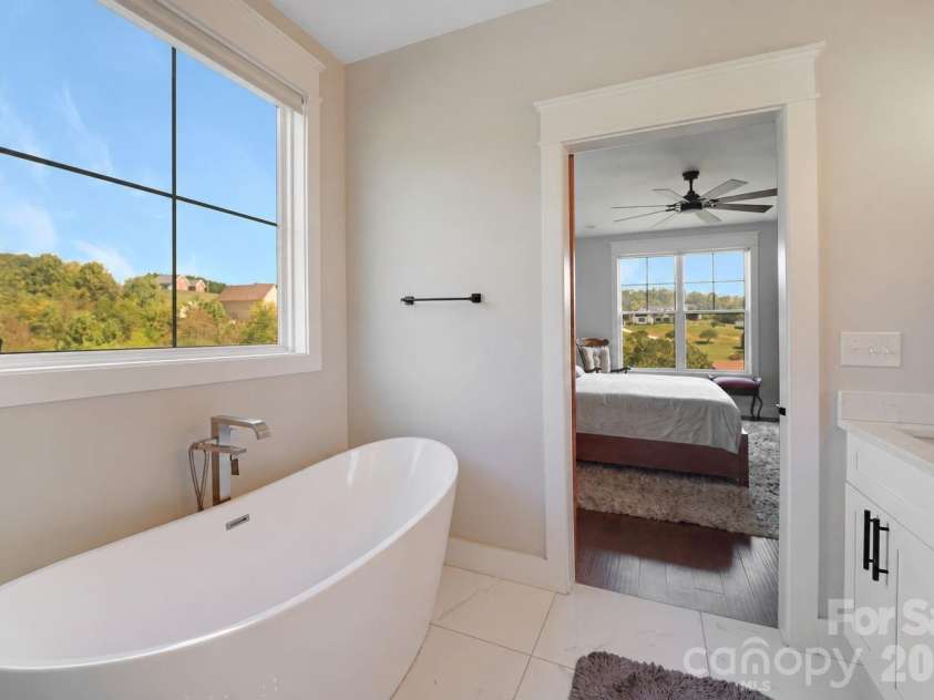 153 Israel Road, Leicester, NC 28748.  MLS# CAR4427403, YatesRealty ID 52573. Primary Ensuite