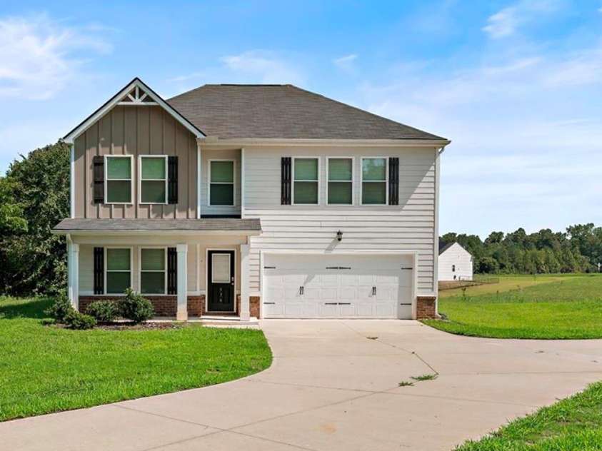 536 Grassy Pond Road, Gaffney, SC 29341.  MLS# CAR4426741, YatesRealty ID 52574. 