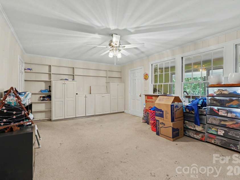 720 Oakmont Drive, Asheboro, NC 27205.  MLS# CAR4418105, YatesRealty ID 52576. 