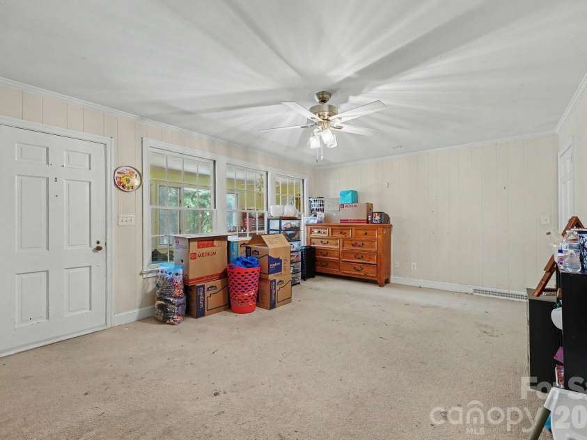 720 Oakmont Drive, Asheboro, NC 27205.  MLS# CAR4418105, YatesRealty ID 52576. 