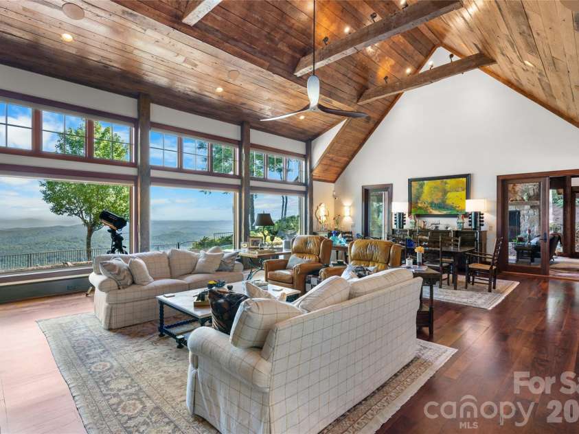 1914 Toxaway Drive, Lake Toxaway, NC 28747.  MLS# CAR4427899, YatesRealty ID 52578. 