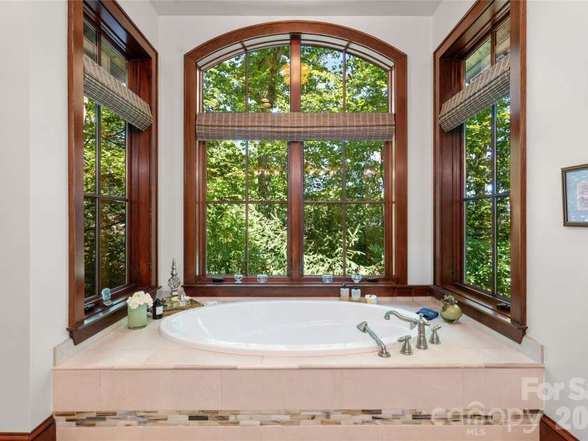 1914 Toxaway Drive, Lake Toxaway, NC 28747.  MLS# CAR4427899, YatesRealty ID 52578. 