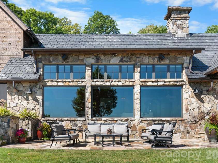 1914 Toxaway Drive, Lake Toxaway, NC 28747.  MLS# CAR4427899, YatesRealty ID 52578. 