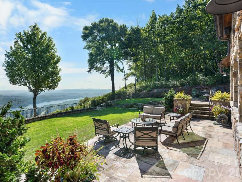 1914 Toxaway Drive, Lake Toxaway, NC 28747.  MLS# CAR4427899, YatesRealty ID 52578. 