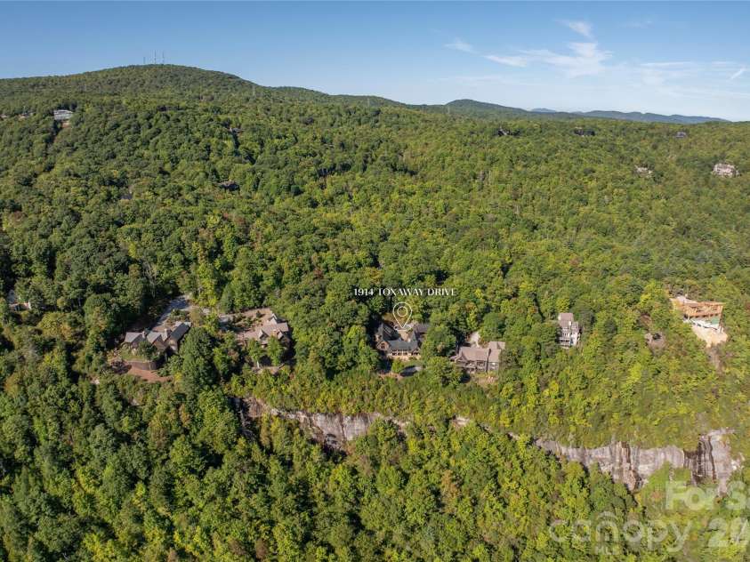 1914 Toxaway Drive, Lake Toxaway, NC 28747.  MLS# CAR4427899, YatesRealty ID 52578. 