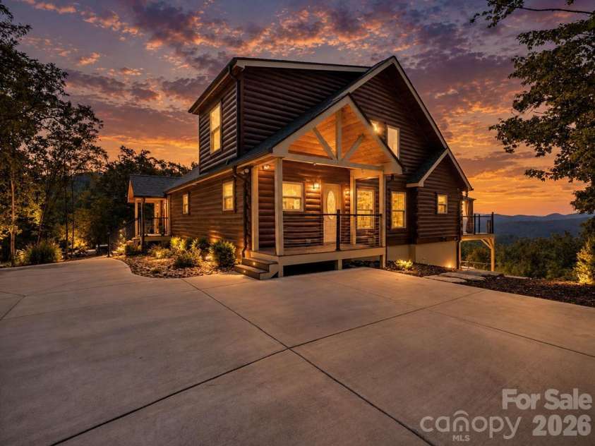 167 Hawks Nest Trail, Lake Lure, NC 28746.  MLS# CAR4423265, YatesRealty ID 52579. 