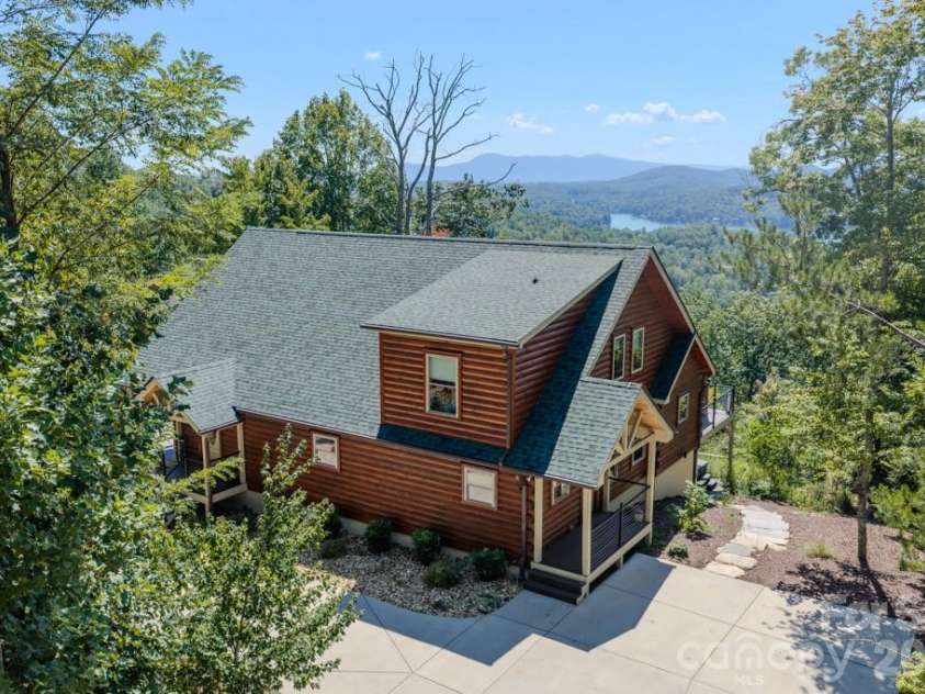 167 Hawks Nest Trail, Lake Lure, NC 28746.  MLS# CAR4423265, YatesRealty ID 52579. 