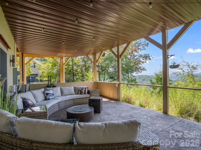 167 Hawks Nest Trail, Lake Lure, NC 28746.  MLS# CAR4423265, YatesRealty ID 52579. 