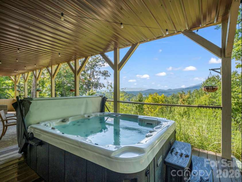 167 Hawks Nest Trail, Lake Lure, NC 28746.  MLS# CAR4423265, YatesRealty ID 52579. 