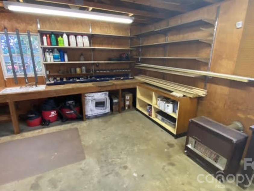 100 Ruby Lane, Gastonia, NC 28054.  MLS# CAR4400313, YatesRealty ID 5258. 