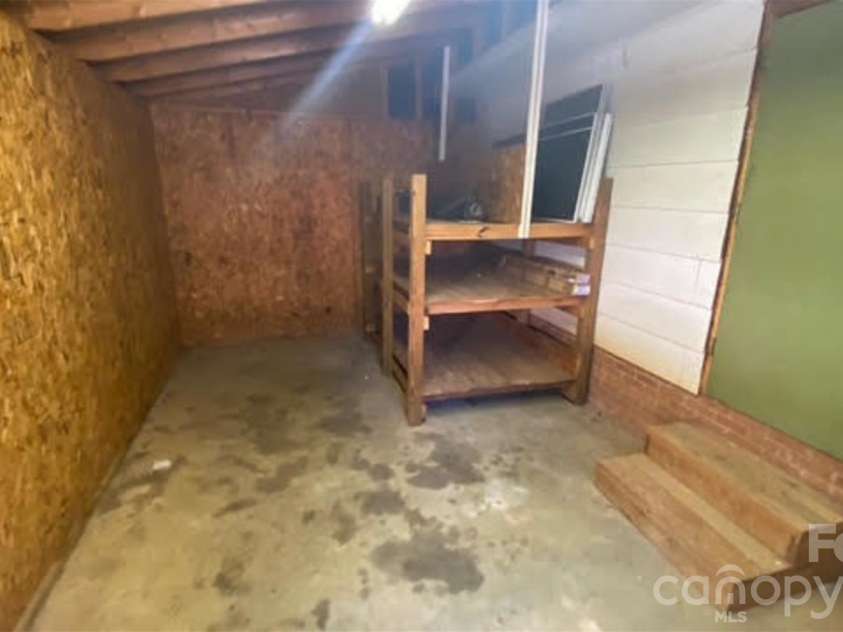 100 Ruby Lane, Gastonia, NC 28054.  MLS# CAR4400313, YatesRealty ID 5258. 