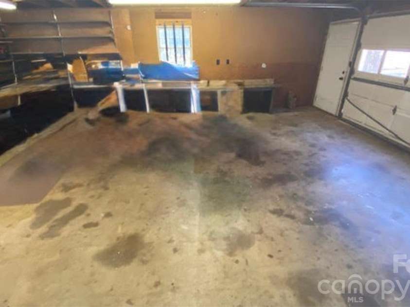 100 Ruby Lane, Gastonia, NC 28054.  MLS# CAR4400313, YatesRealty ID 5258. 