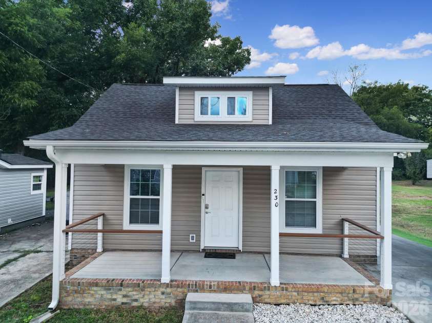 230 Clinton Avenue, Rock Hill, SC 29730.  MLS# CAR4427051, YatesRealty ID 52580. 