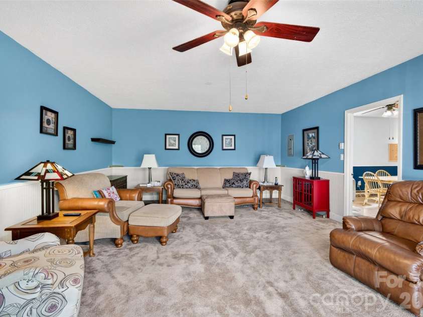 201 Cedarcrest Drive, Mooresville, NC 28115.  MLS# CAR4426801, YatesRealty ID 52582. 