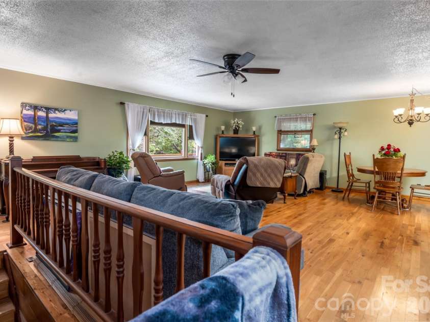 101 Guffey Mountain Road, Fairview, NC 28730.  MLS# CAR4426718, YatesRealty ID 52584. 