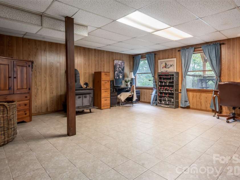101 Guffey Mountain Road, Fairview, NC 28730.  MLS# CAR4426718, YatesRealty ID 52584. 