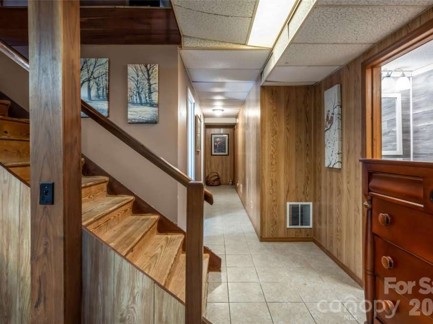 101 Guffey Mountain Road, Fairview, NC 28730.  MLS# CAR4426718, YatesRealty ID 52584. 