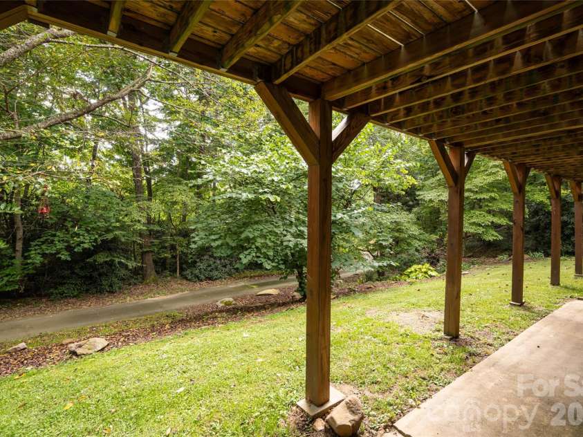 101 Guffey Mountain Road, Fairview, NC 28730.  MLS# CAR4426718, YatesRealty ID 52584. 