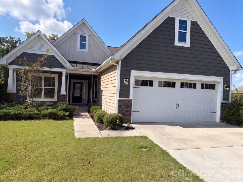 2019 Trindle Vine Lane, Waxhaw, NC 28173.  MLS# CAR4427920, YatesRealty ID 52586. 