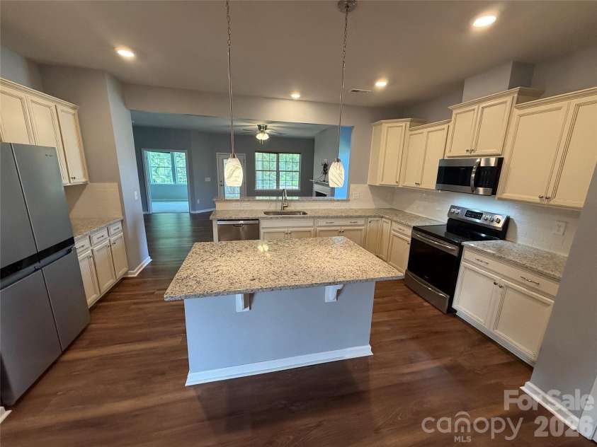 2019 Trindle Vine Lane, Waxhaw, NC 28173.  MLS# CAR4427920, YatesRealty ID 52586. 