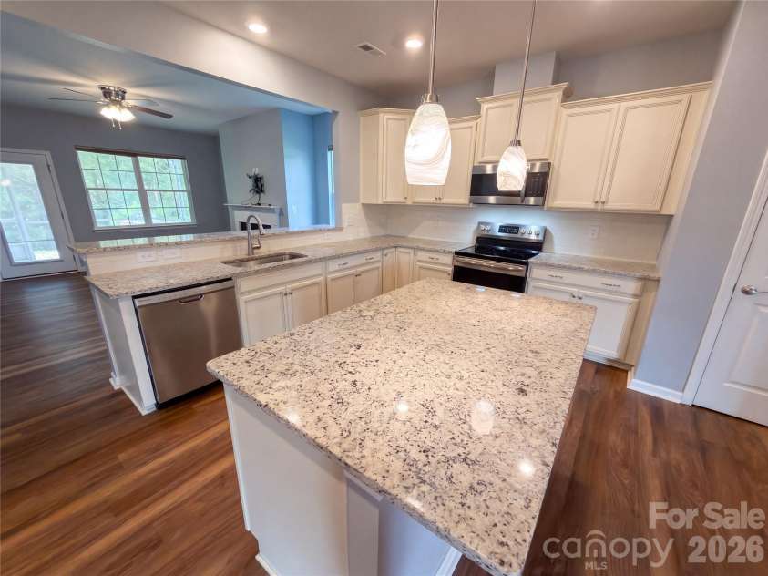 2019 Trindle Vine Lane, Waxhaw, NC 28173.  MLS# CAR4427920, YatesRealty ID 52586. 