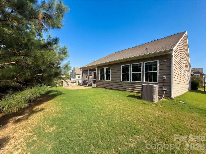 2019 Trindle Vine Lane, Waxhaw, NC 28173.  MLS# CAR4427920, YatesRealty ID 52586. 