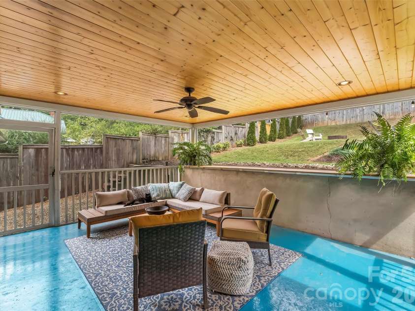96 Longview Road, Asheville, NC 28806.  MLS# CAR4425822, YatesRealty ID 52587. 