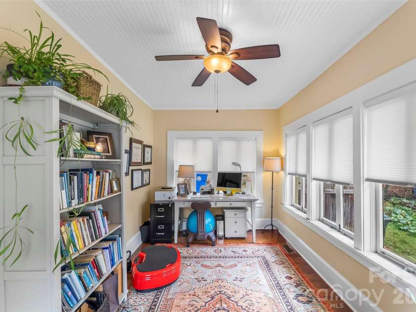 96 Longview Road, Asheville, NC 28806.  MLS# CAR4425822, YatesRealty ID 52587. 