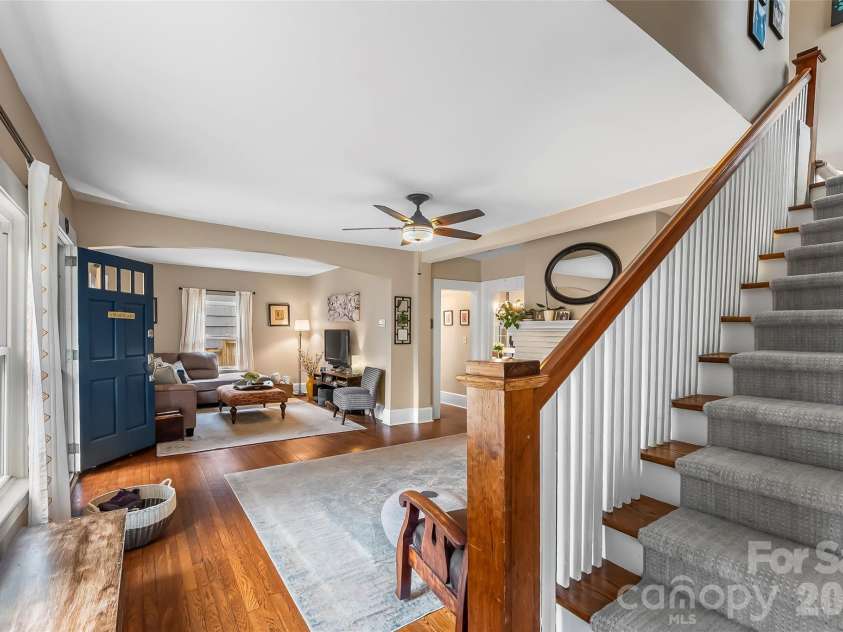 96 Longview Road, Asheville, NC 28806.  MLS# CAR4425822, YatesRealty ID 52587. 