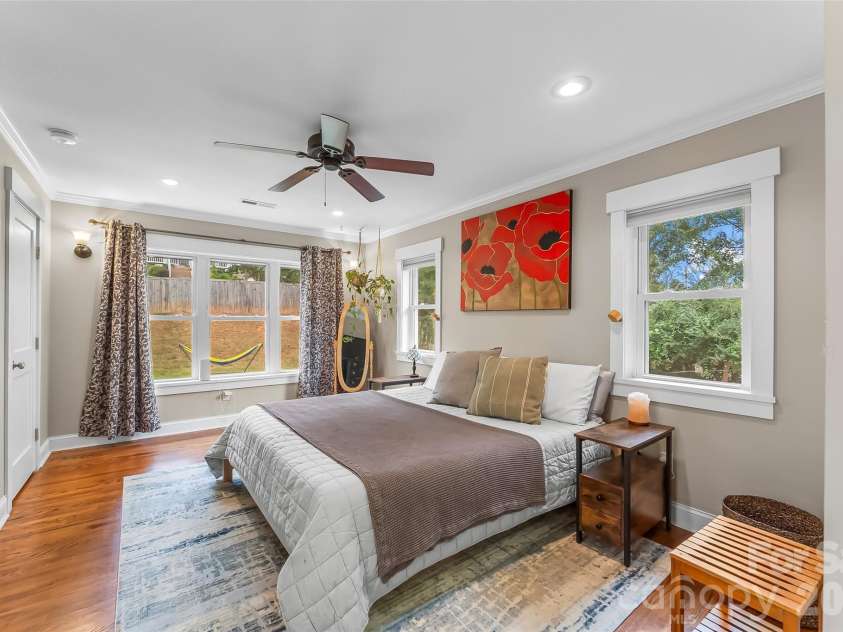 96 Longview Road, Asheville, NC 28806.  MLS# CAR4425822, YatesRealty ID 52587. 