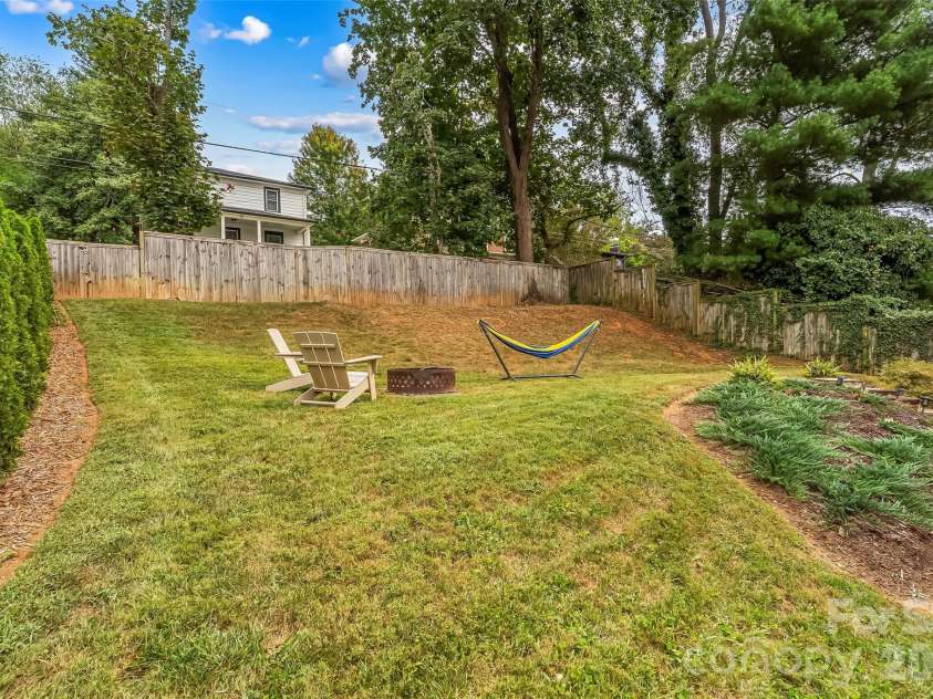 96 Longview Road, Asheville, NC 28806.  MLS# CAR4425822, YatesRealty ID 52587. 