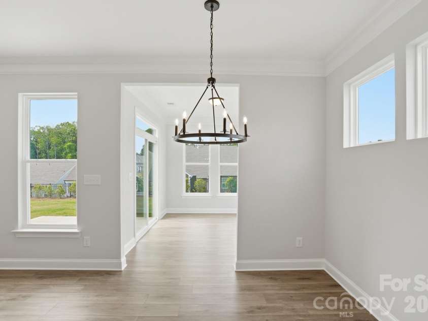 122 Dunlavin Way, Mooresville, NC 28115.  MLS# CAR4339879, YatesRealty ID 52588. Breakfast Area