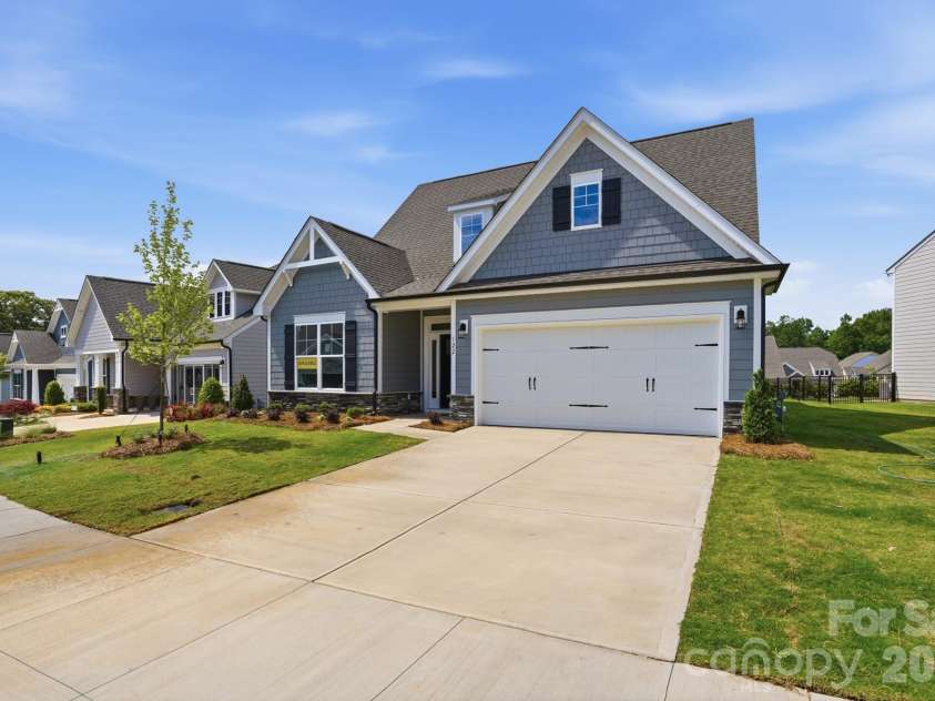 122 Dunlavin Way, Mooresville, NC 28115.  MLS# CAR4339879, YatesRealty ID 52588. Homesite 49 features an Amelia B floorplan
