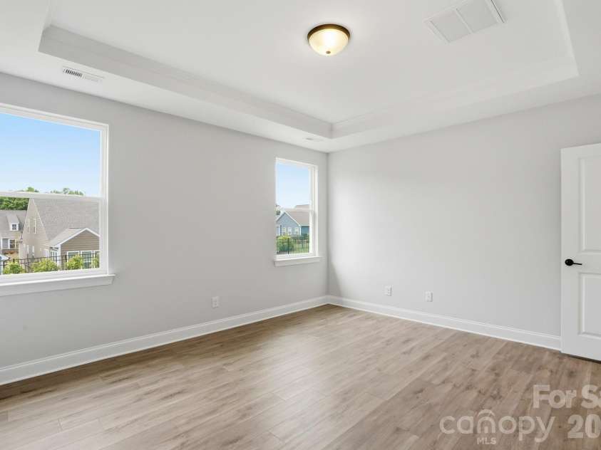122 Dunlavin Way, Mooresville, NC 28115.  MLS# CAR4339879, YatesRealty ID 52588. Primary Bedroom