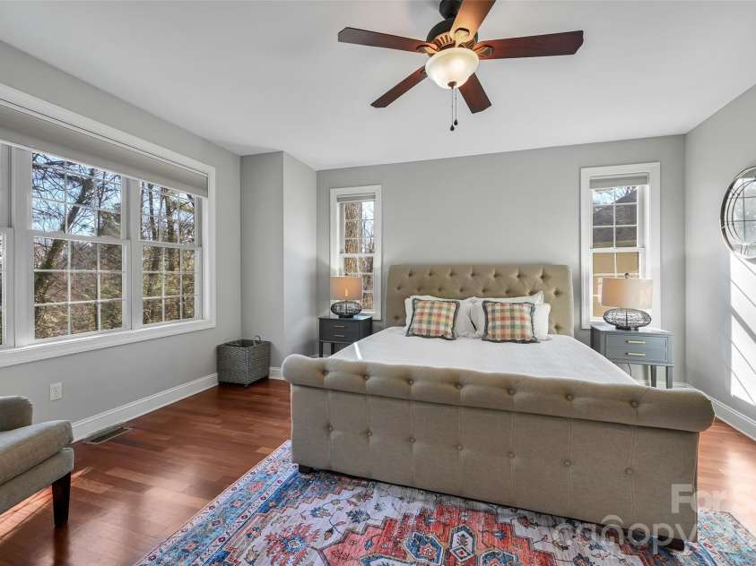 43 Kuykendall Court, Hendersonville, NC 28739.  MLS# CAR4354970, YatesRealty ID 5259. 