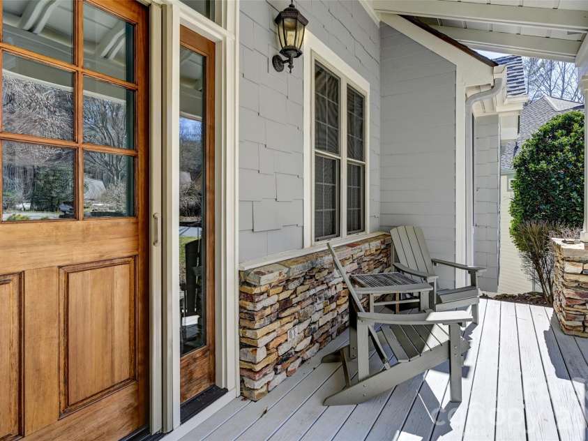 43 Kuykendall Court, Hendersonville, NC 28739.  MLS# CAR4354970, YatesRealty ID 5259. 